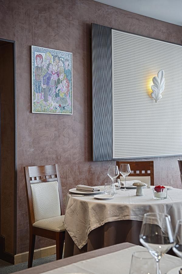 Logis Hotel De France La Cote-Saint-Andre 외부 사진